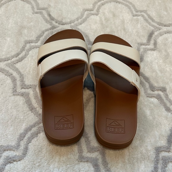 REEF Cushion Vista Women's Fashion Slide Sandal, Size 8 - Picture 3 of 5